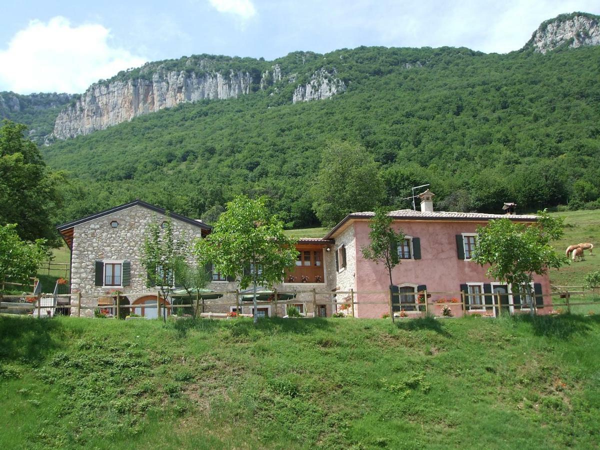 Farm stay Lusani Caprino Veronese